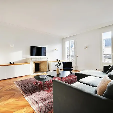 Stunning 4br8p In Champs-elysees- Apartment
